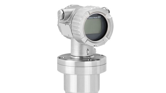 Radiometric level and density measurement Gammapilot FMG50